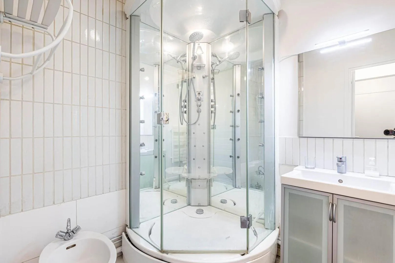Apartment Guestready - Modern Comfort Near Arc De Triomphe Paris